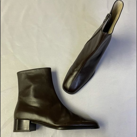 Salvatore Ferragamo brown square leather ankle boots 6 B - Picture 5 of 13